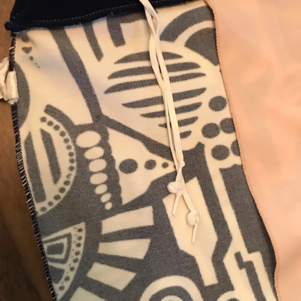 sunny fish stylish navy